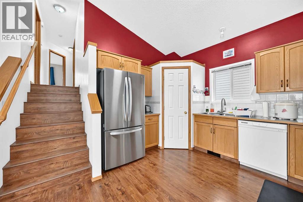 98 Country Hills Heights NW, Calgary, Alberta  T3K 4Y6 - Photo 8 - A2321079