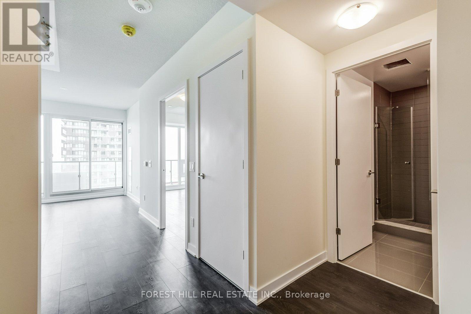 5210 - 2221 YONGE STREET Toronto (Mount Pleasant West), ON M4S 2B4
