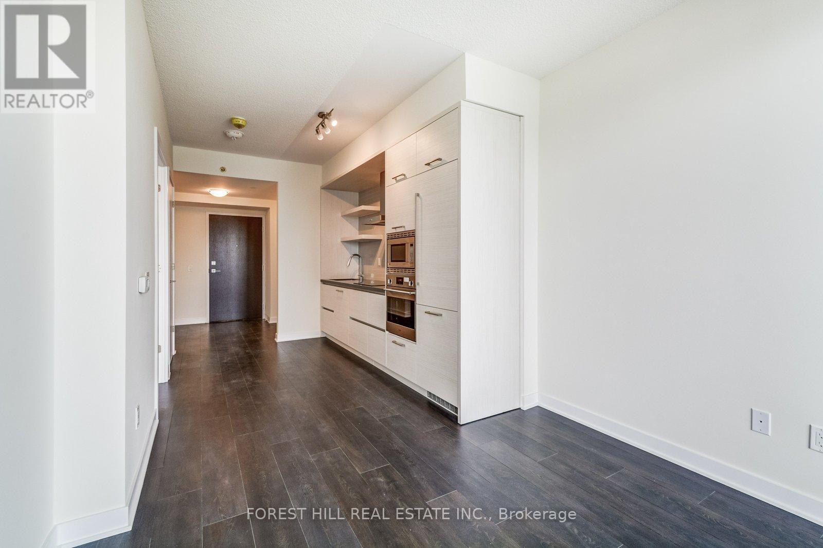 5210 - 2221 YONGE STREET Toronto (Mount Pleasant West), ON M4S 2B4