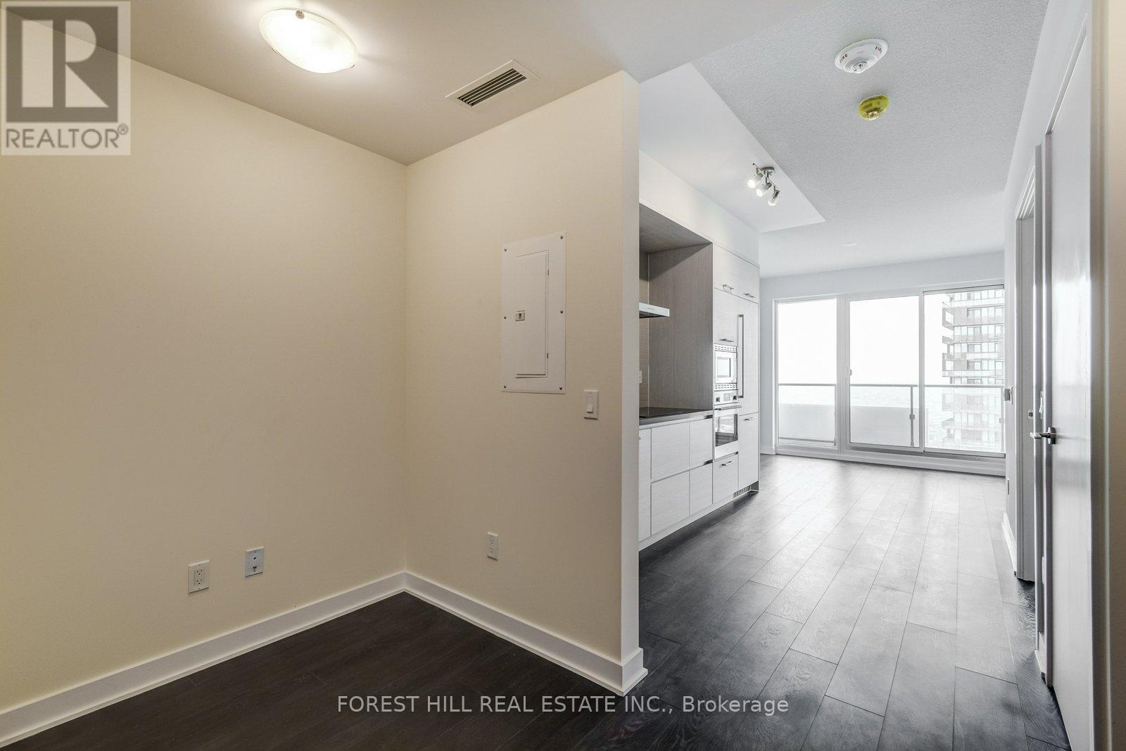 5210 - 2221 YONGE STREET Toronto (Mount Pleasant West), ON M4S 2B4