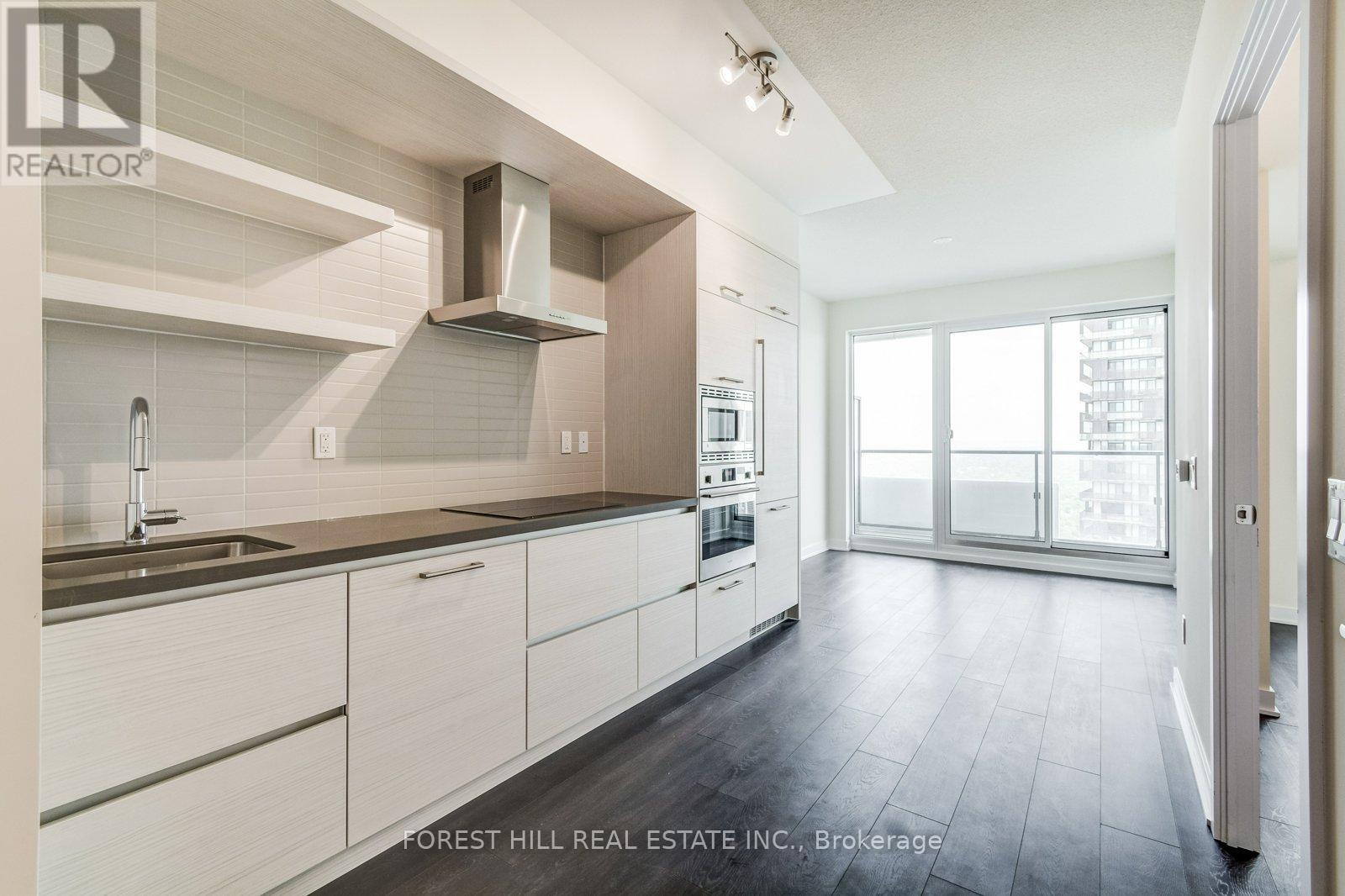 5210 - 2221 YONGE STREET Toronto (Mount Pleasant West), ON M4S 2B4