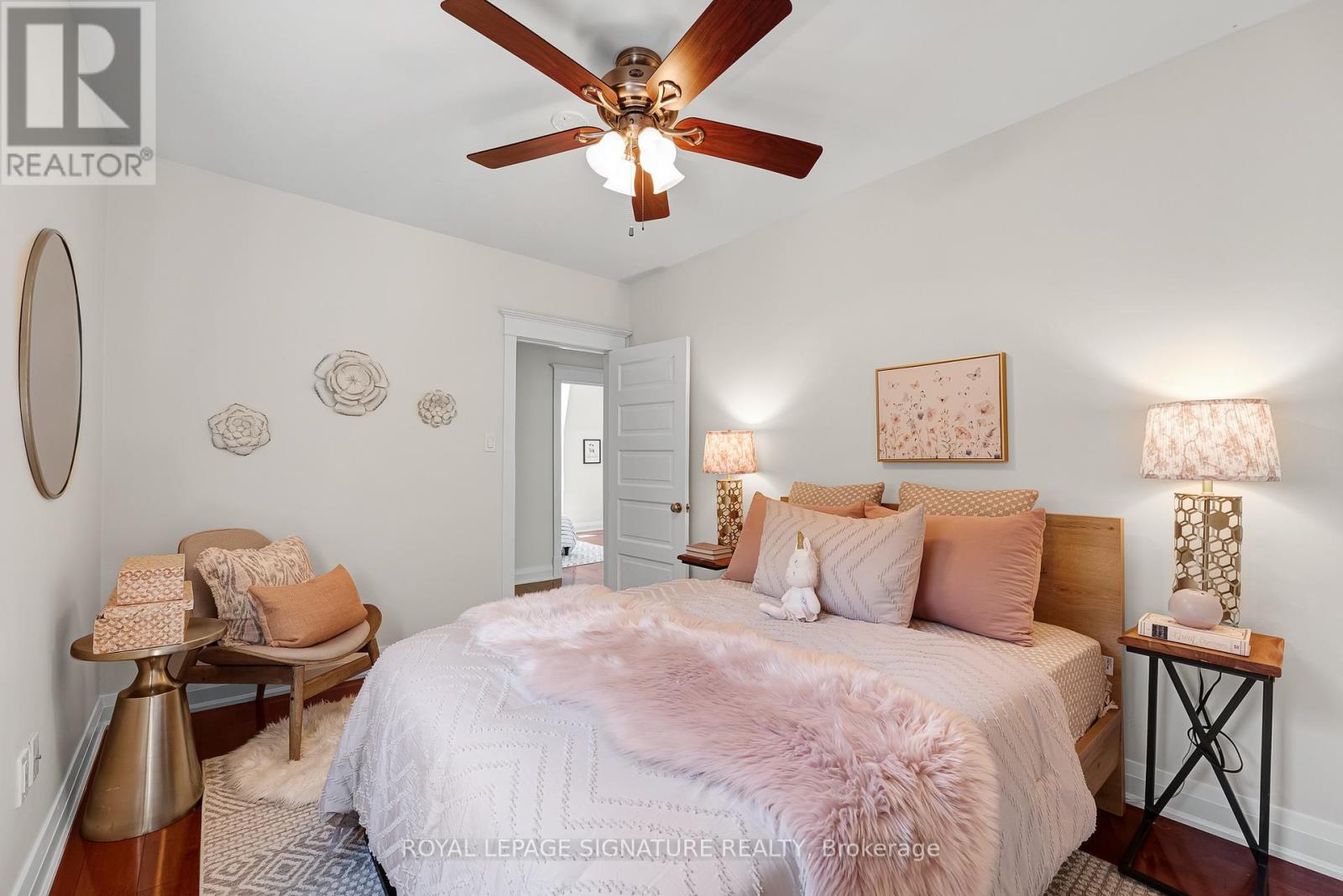 90 Roselawn Avenue, Toronto, Ontario  M4R 1E6 - Photo 15 - C13463896