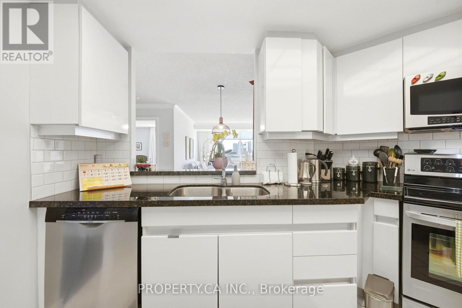 1108 - 7 Concorde Place, Toronto, Ontario  M3C 3N4 - Photo 19 - C13463962
