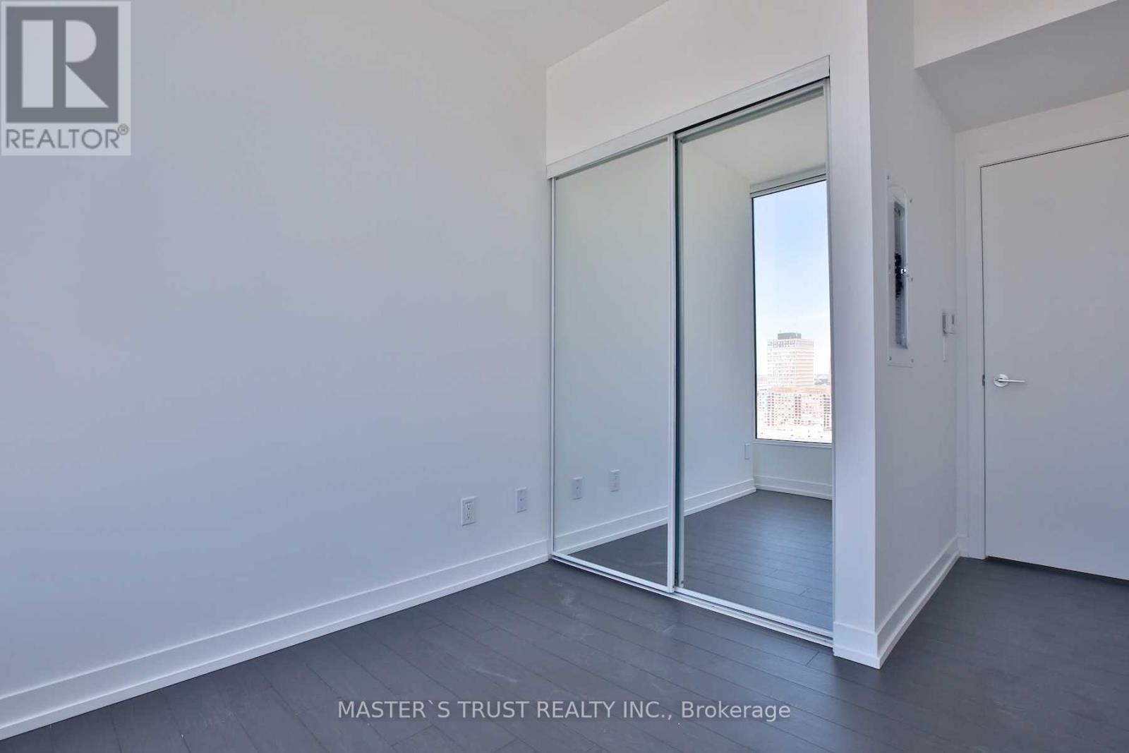 2303 - 85 Wood Street, Toronto, Ontario  M4Y 0E8 - Photo 11 - C13463994
