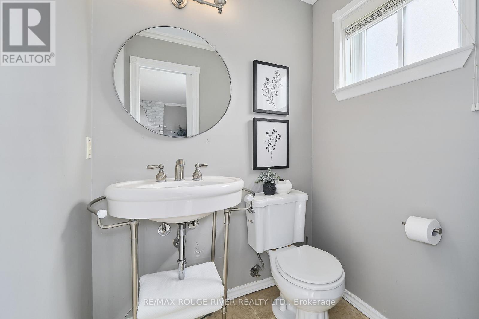 6 Ribblesdale Drive, Whitby, Ontario  L1N 6K6 - Photo 15 - E13463796