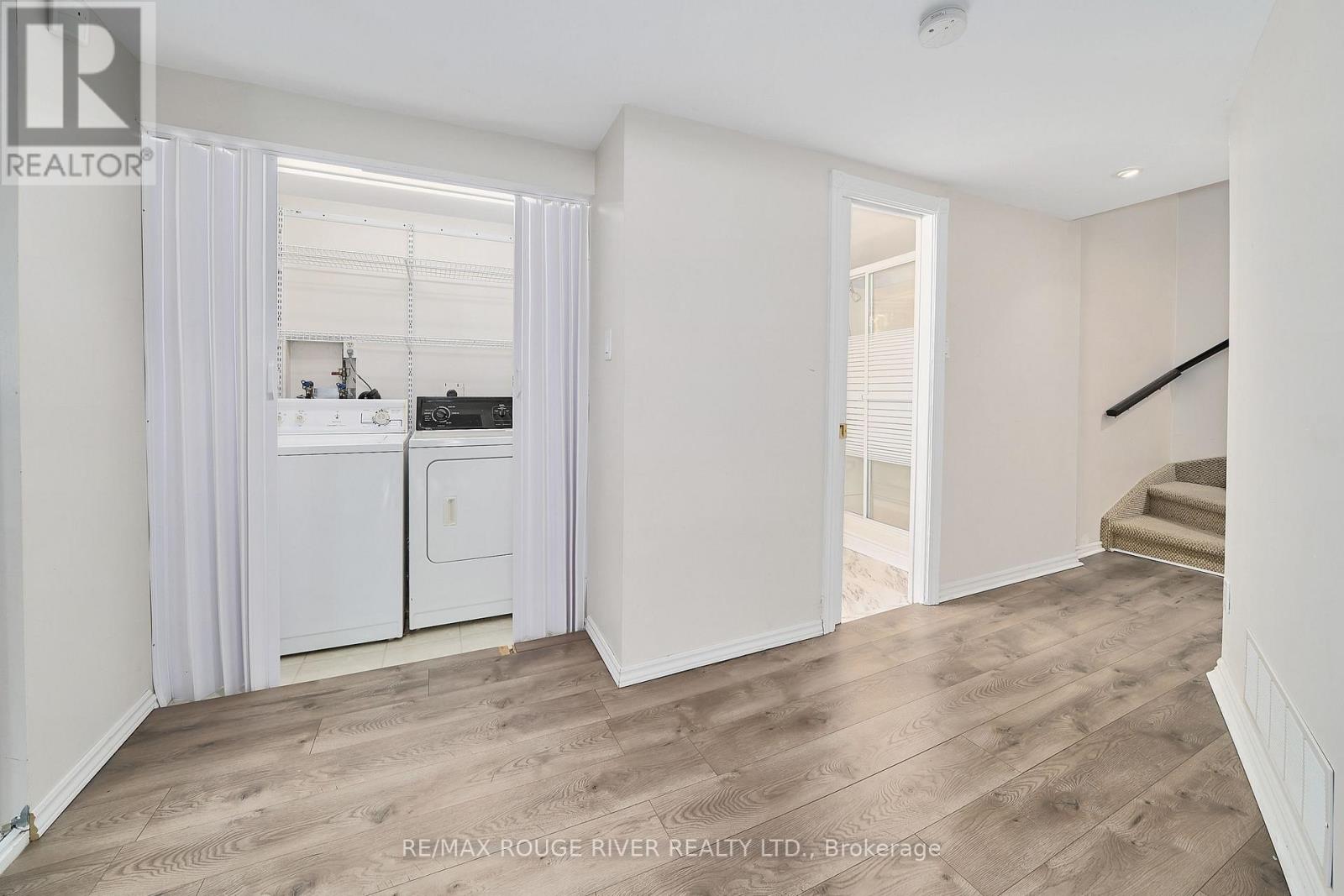 6 Ribblesdale Drive, Whitby, Ontario  L1N 6K6 - Photo 22 - E13463796