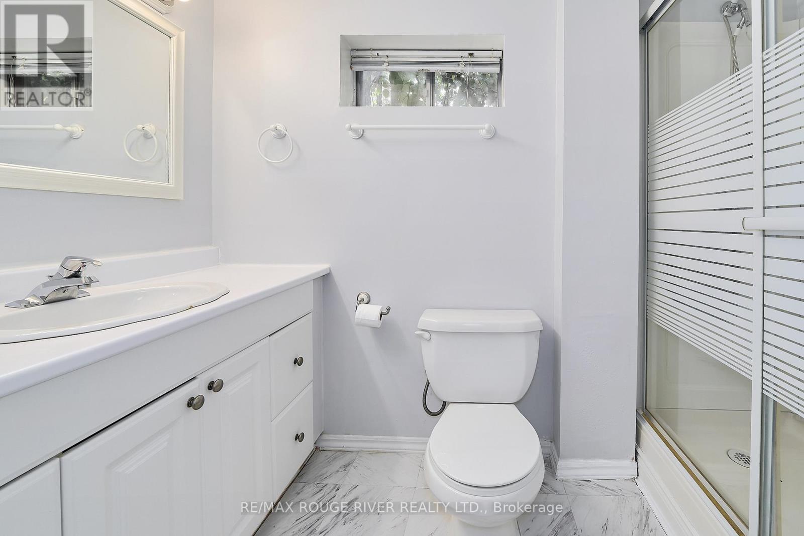 6 Ribblesdale Drive, Whitby, Ontario  L1N 6K6 - Photo 23 - E13463796