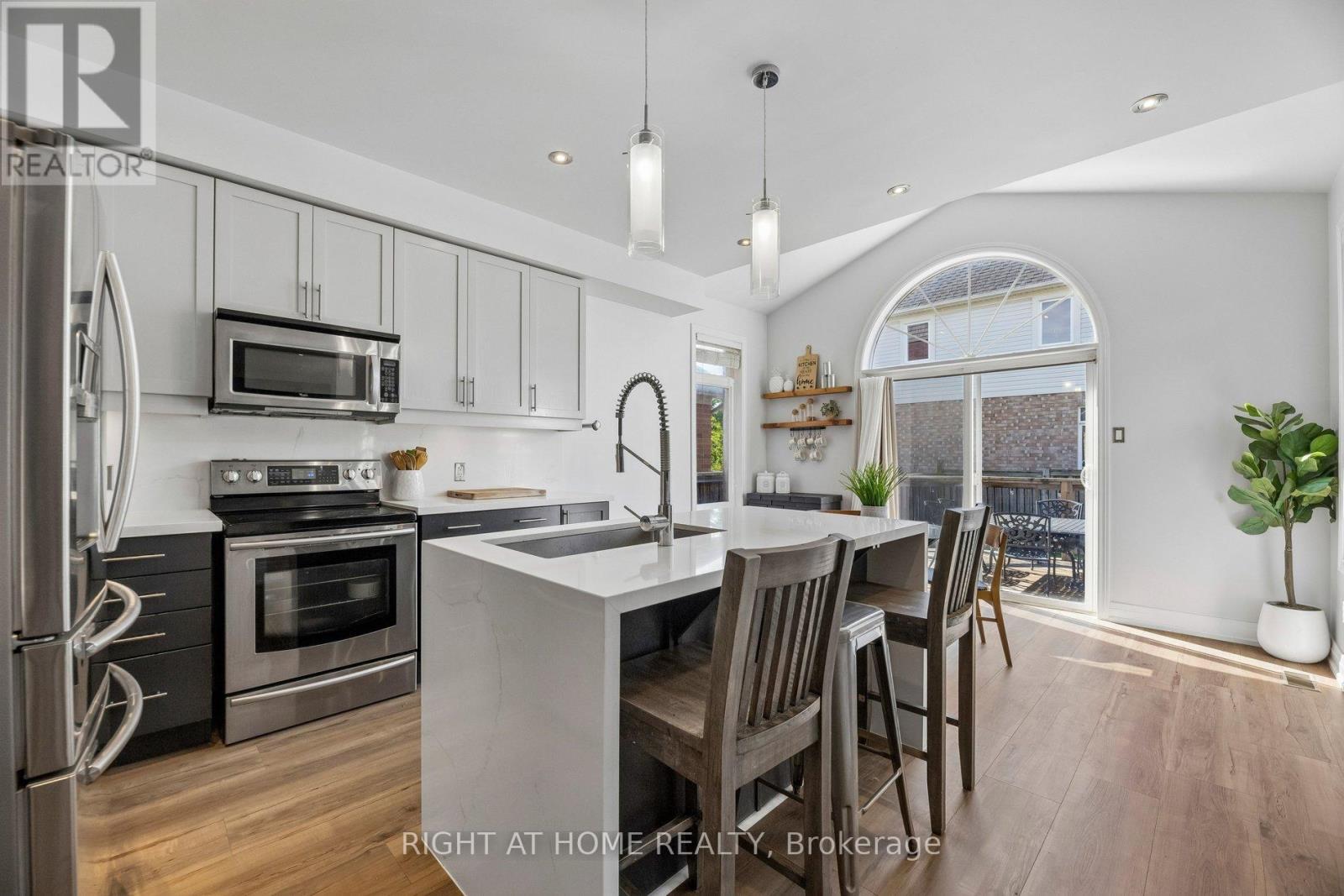 99 Hockley Avenue, Clarington, Ontario  L1C 0G4 - Photo 18 - E13463836