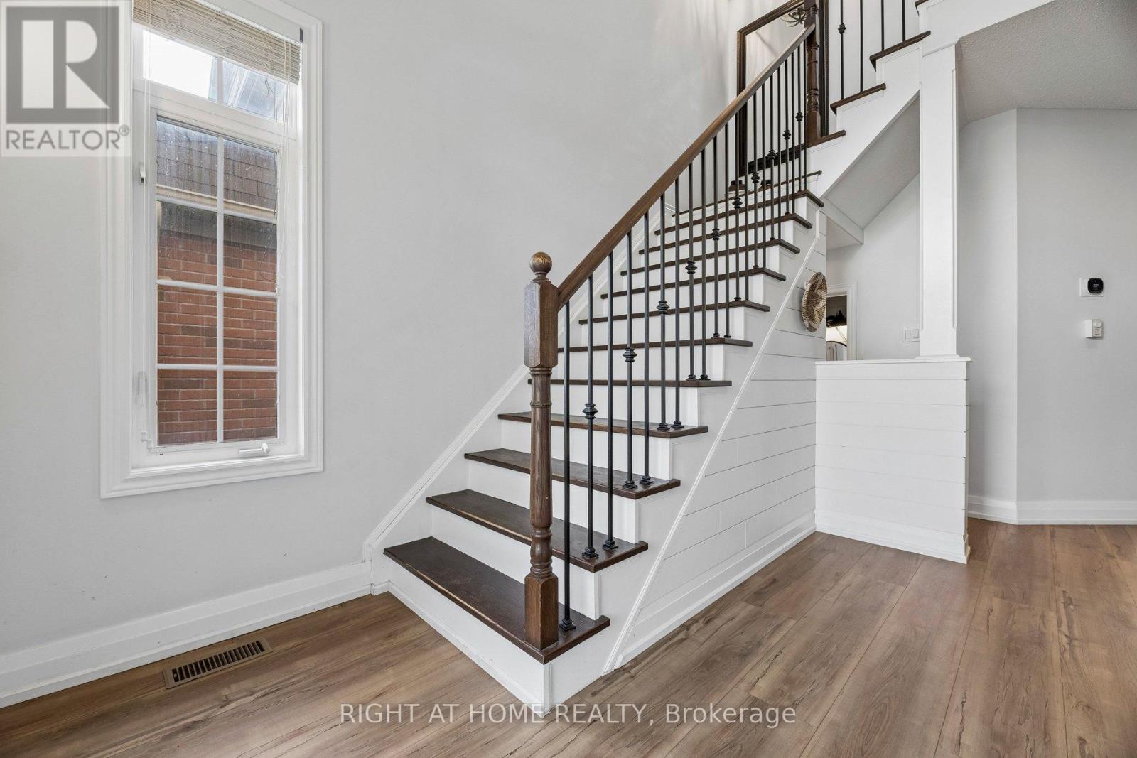 99 Hockley Avenue, Clarington, Ontario  L1C 0G4 - Photo 6 - E13463836
