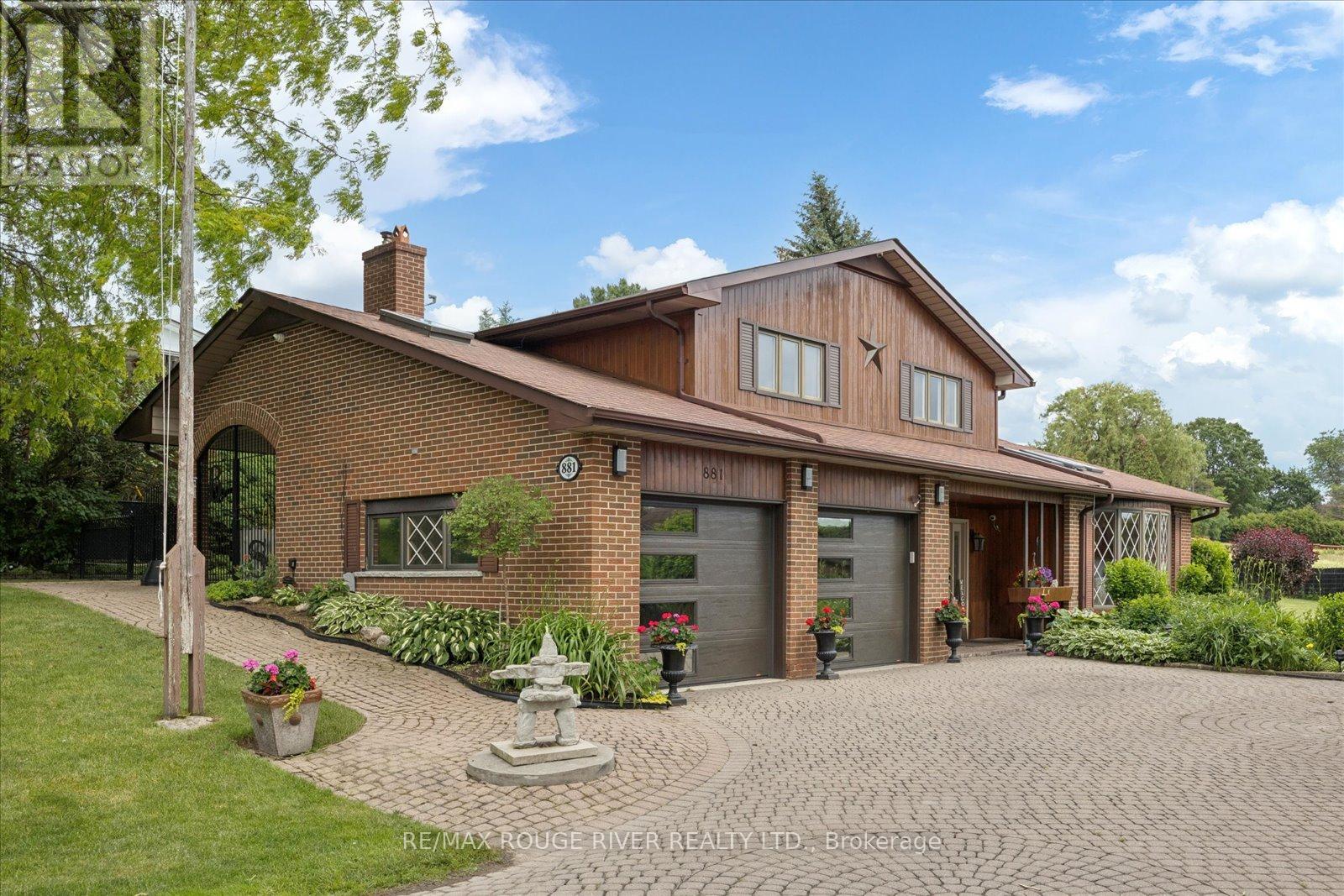 881 SWISS HEIGHTS DRIVE, Oshawa, Ontario