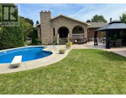 109 PORTICO DRIVE, Toronto, Ontario