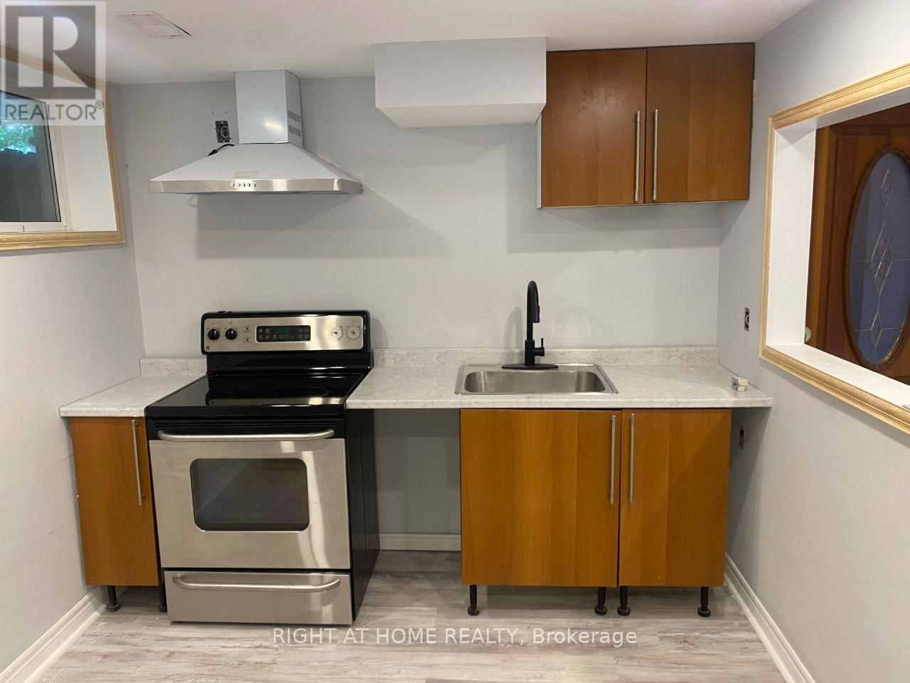 30 Ptarmigan Crescent, Toronto, Ontario  M3A 1W3 - Photo 6 - C13223248
