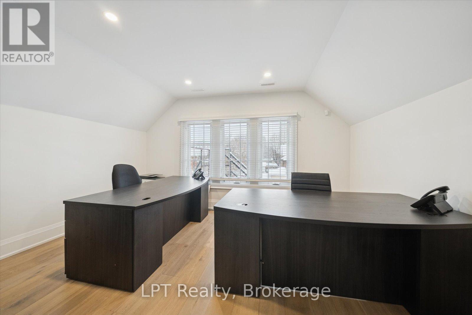 20 Elgin Street E, Oshawa, Ontario  L1G 1S8 - Photo 38 - E13444202