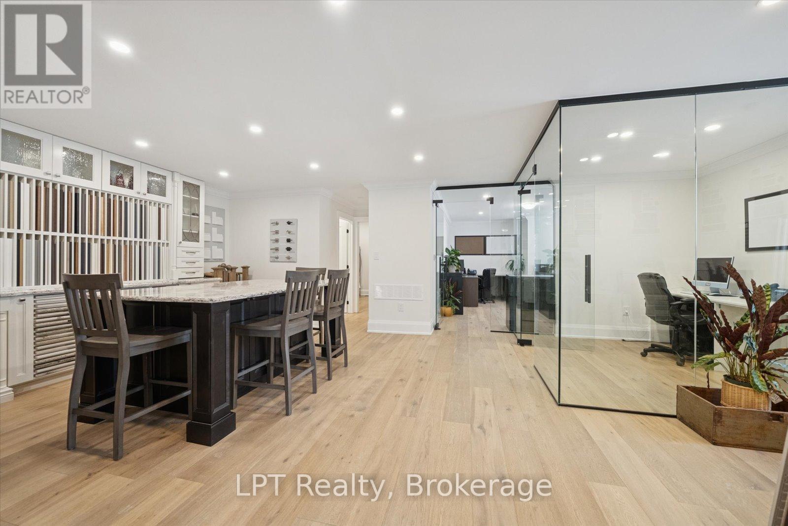 20 Elgin Street E, Oshawa, Ontario  L1G 1S8 - Photo 4 - E13444202