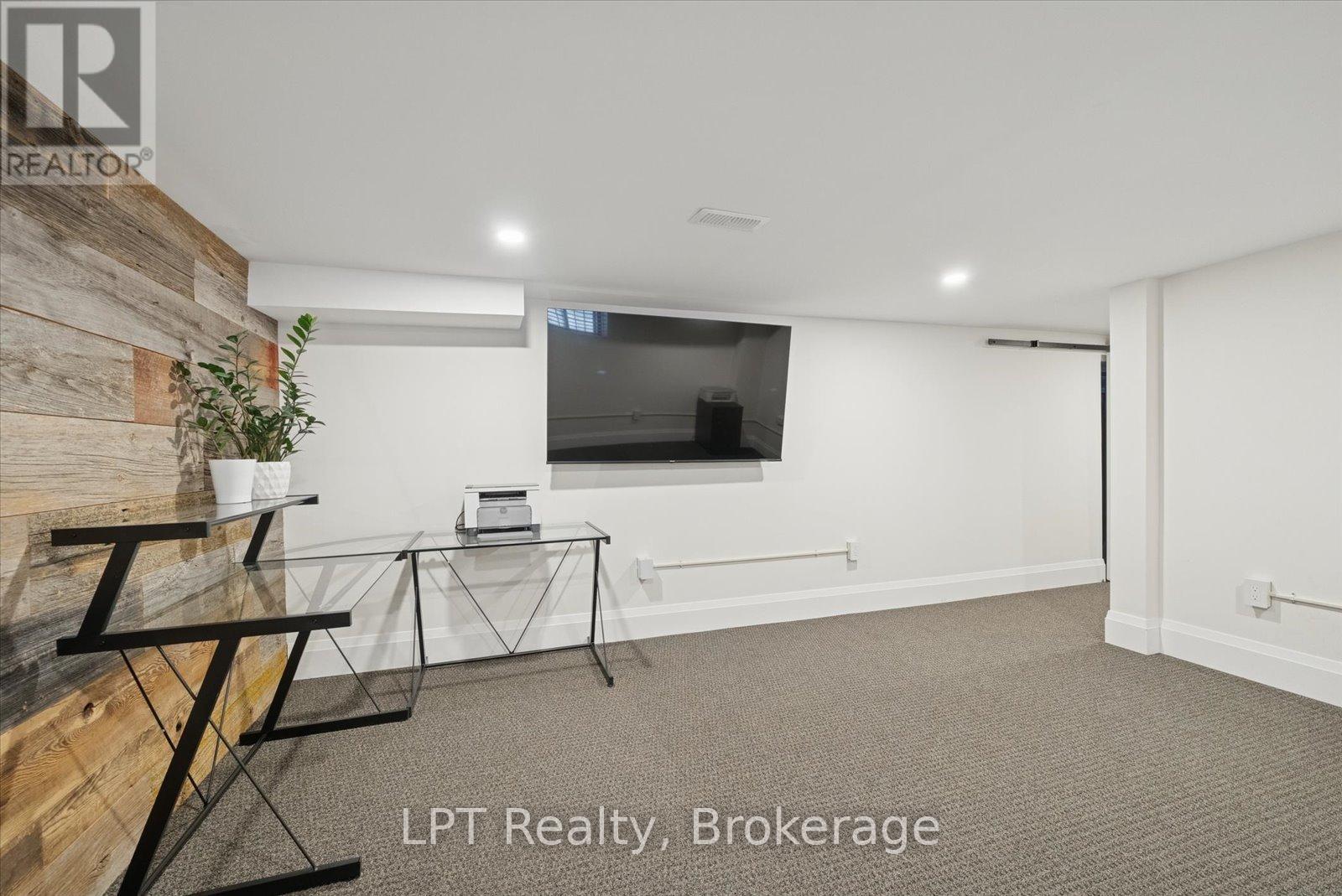 20 Elgin Street E, Oshawa, Ontario  L1G 1S8 - Photo 48 - E13444202