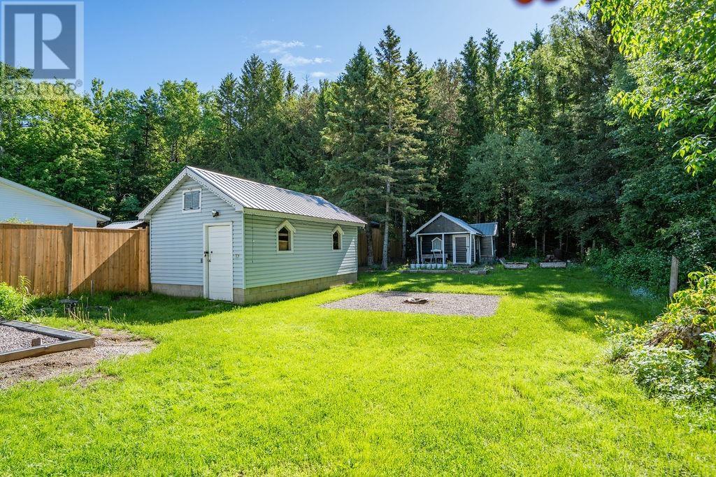230 St Patrick St, Sault Ste. Marie, Ontario  P6C 3S5 - Photo 7 - SM261468