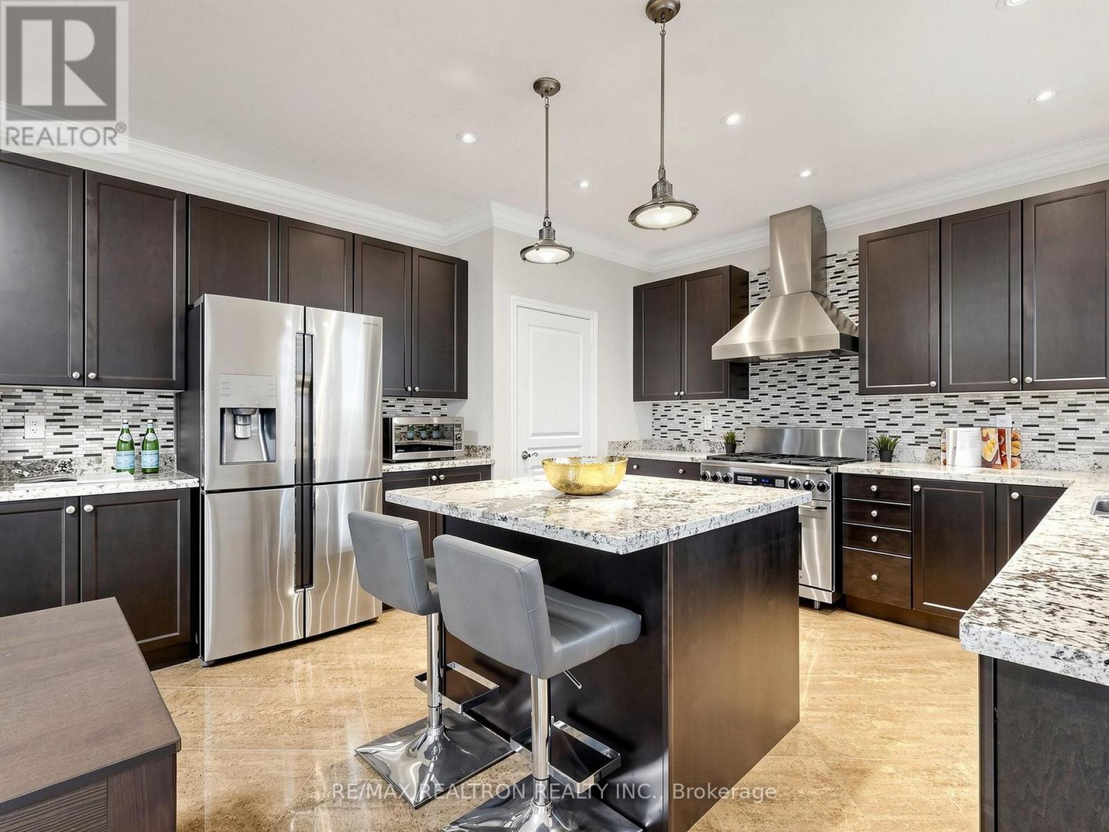 90 Braith Crescent, Whitchurch-Stouffville, Ontario  L4A 0B7 - Photo 16 - N13463784