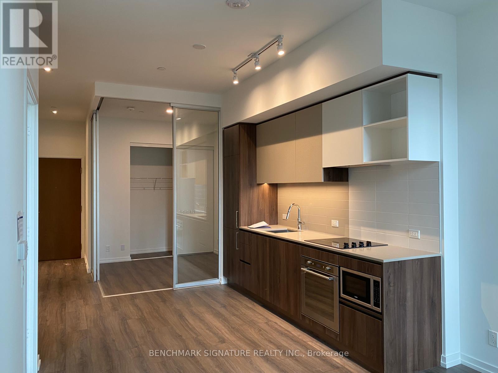 302 - 7890 Jane Street, Vaughan, Ontario  L4K 0K9 - Photo 8 - N13463826