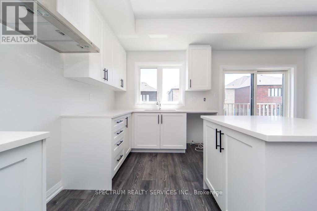 1409 Stovell Crescent, Innisfil, Ontario  L0L 1W0 - Photo 16 - N13463942
