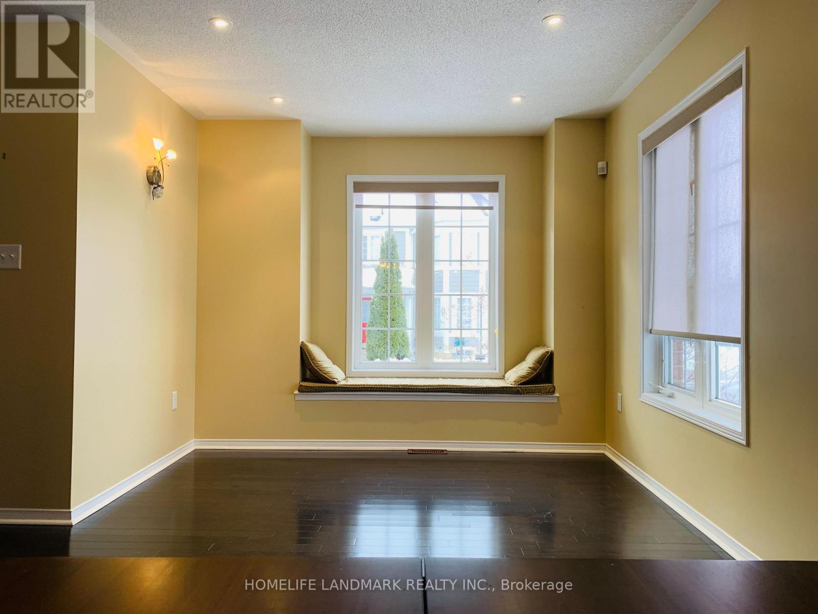 275 White's Hill Avenue, Markham (Cornell), Ontario  L6B 1L5 - Photo 3 - N13463966