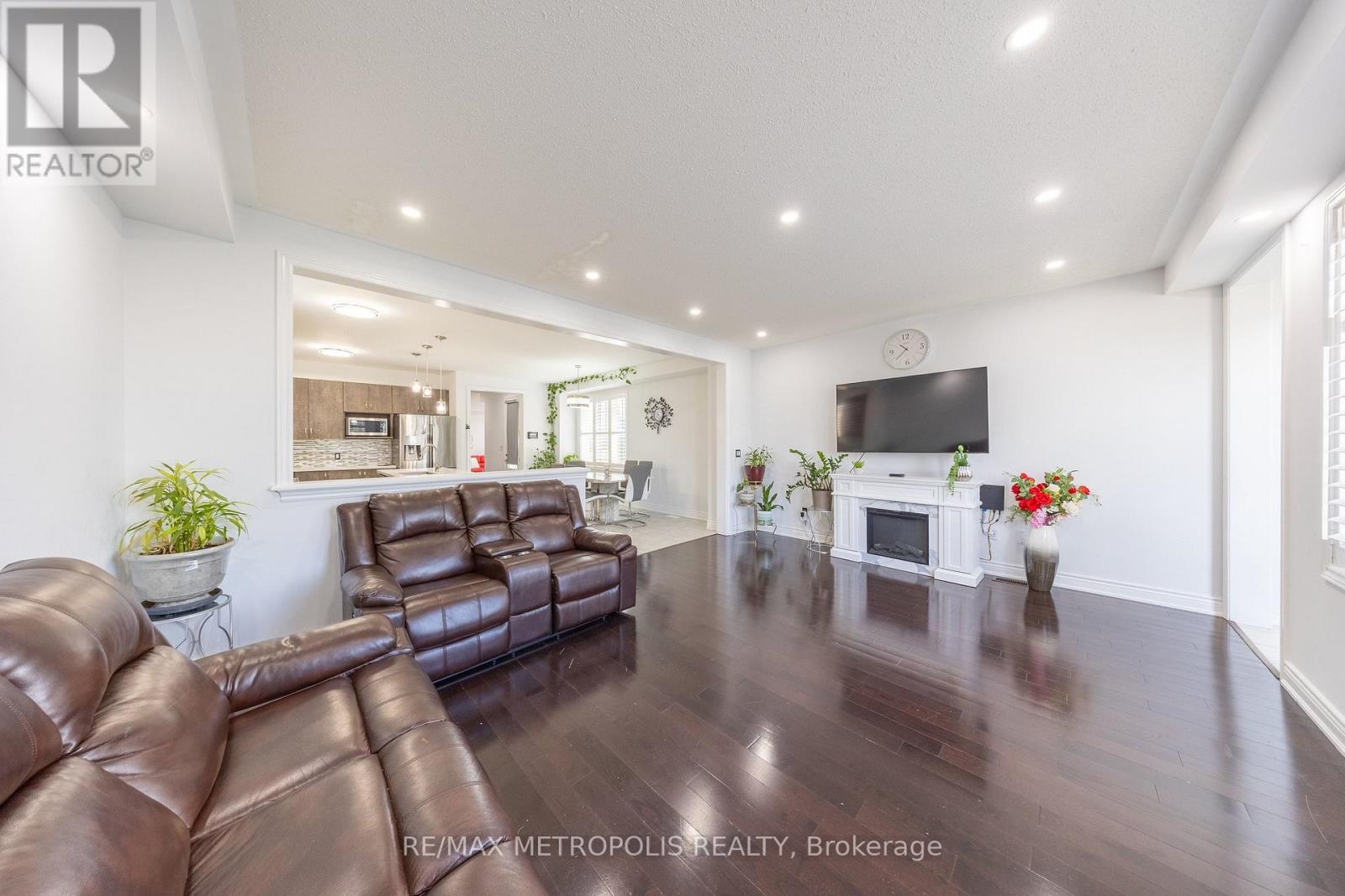 36 Michaelis Street, New Tecumseth, Ontario  L9R 0M8 - Photo 19 - N13463972
