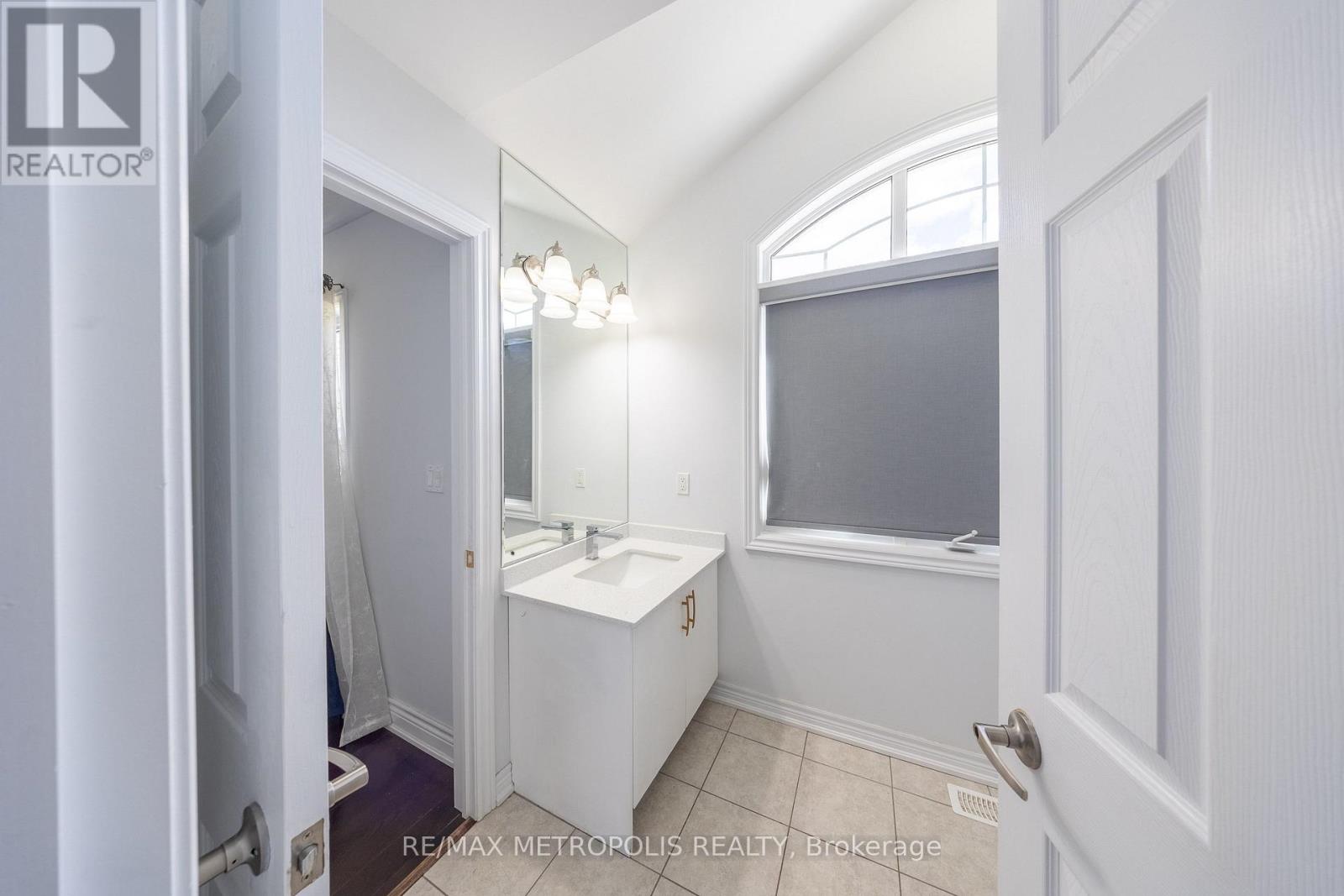 36 Michaelis Street, New Tecumseth, Ontario  L9R 0M8 - Photo 27 - N13463972