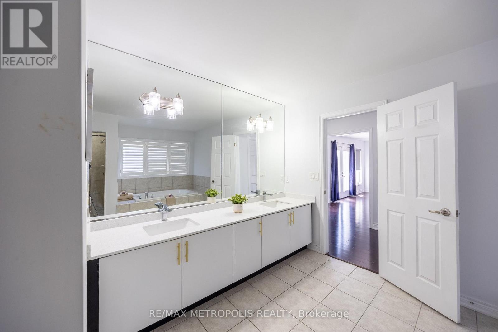 36 Michaelis Street, New Tecumseth, Ontario  L9R 0M8 - Photo 38 - N13463972