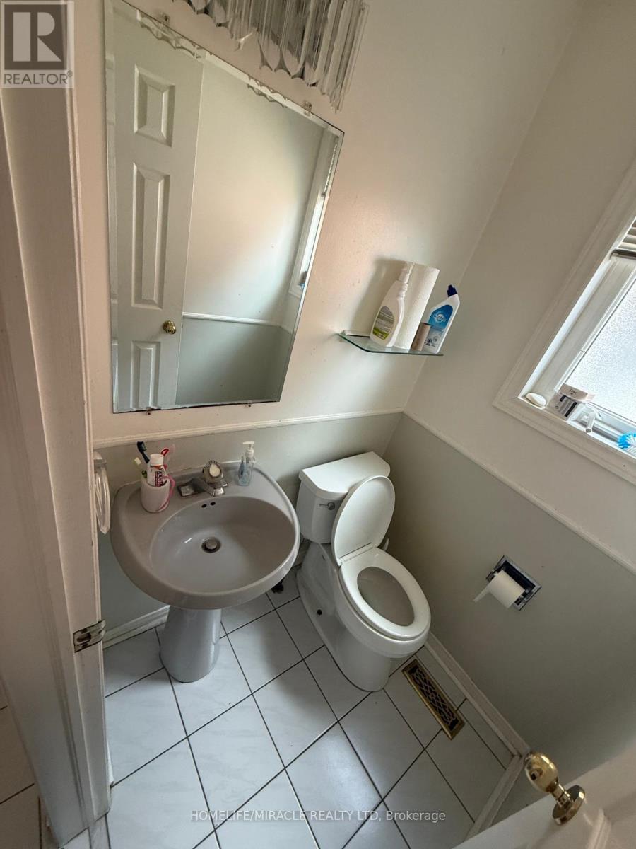 13 Morton Crescent, Barrie (West Bayfield), Ontario  L4N 7T4 - Photo 10 - S13463764