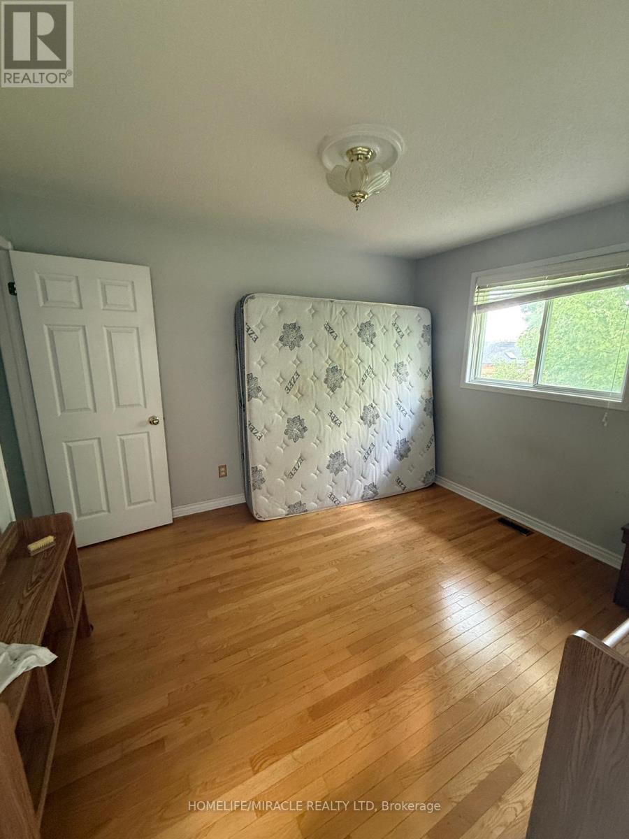 13 Morton Crescent, Barrie (West Bayfield), Ontario  L4N 7T4 - Photo 6 - S13463764
