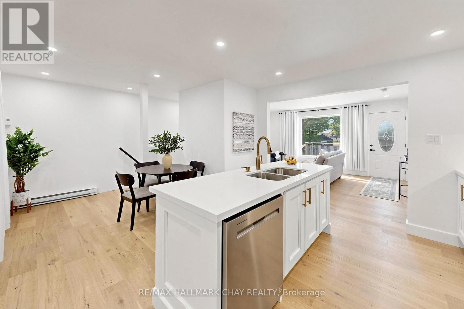 202 Cherry Street, Clearview, Ontario  L0M 1S0 - Photo 11 - S13463998
