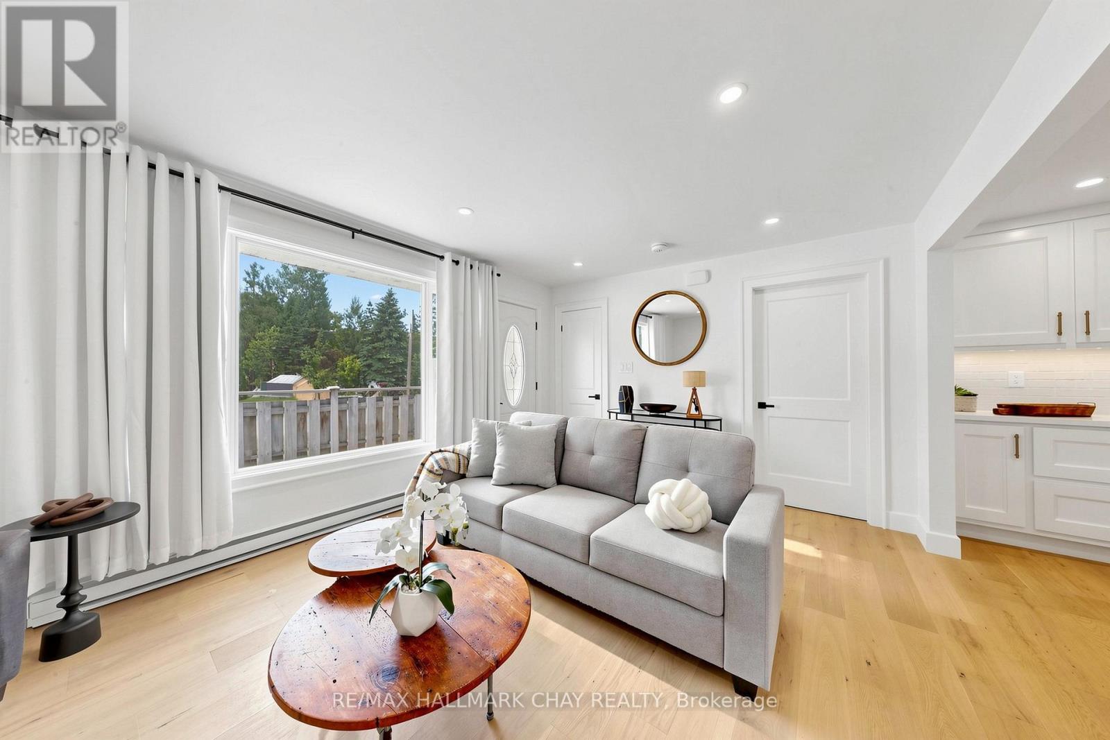 202 Cherry Street, Clearview, Ontario  L0M 1S0 - Photo 6 - S13463998