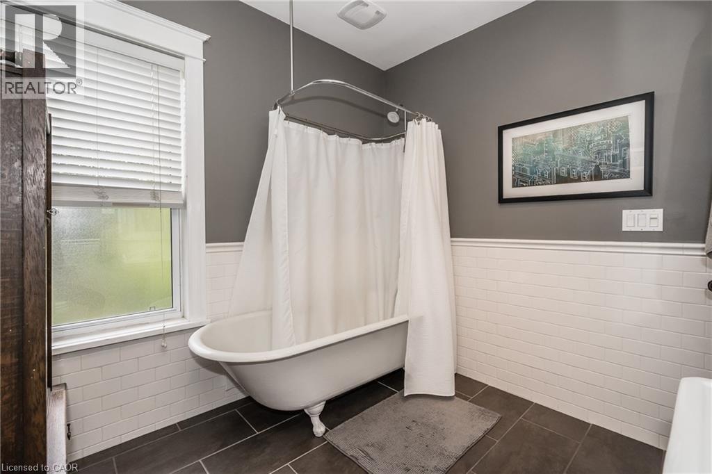 102 Ontario Avenue Unit# Main, Hamilton, Ontario  L8N 2X2 - Photo 26 - 40840833