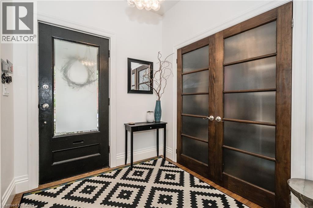 102 Ontario Avenue Unit# Main, Hamilton, Ontario  L8N 2X2 - Photo 3 - 40840833