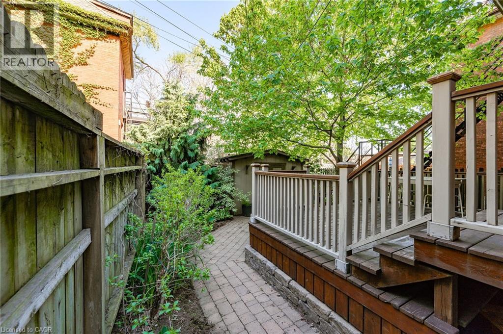 102 Ontario Avenue Unit# Main, Hamilton, Ontario  L8N 2X2 - Photo 30 - 40840833