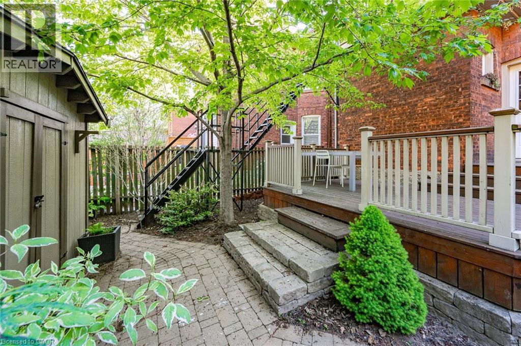 102 Ontario Avenue Unit# Main, Hamilton, Ontario  L8N 2X2 - Photo 32 - 40840833