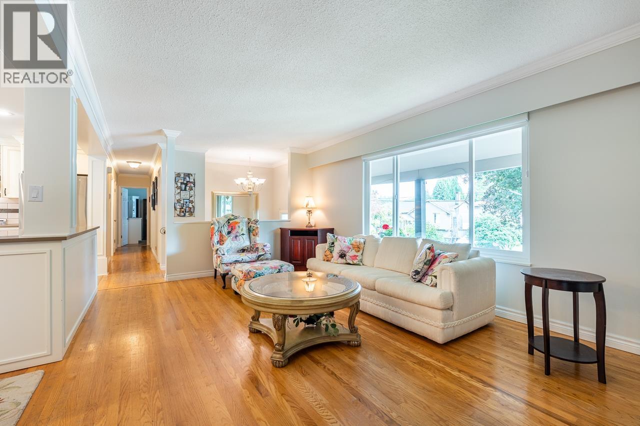1879 Rodger Avenue, Port Coquitlam, British Columbia  V3C 1B8 - Photo 14 - R3137430
