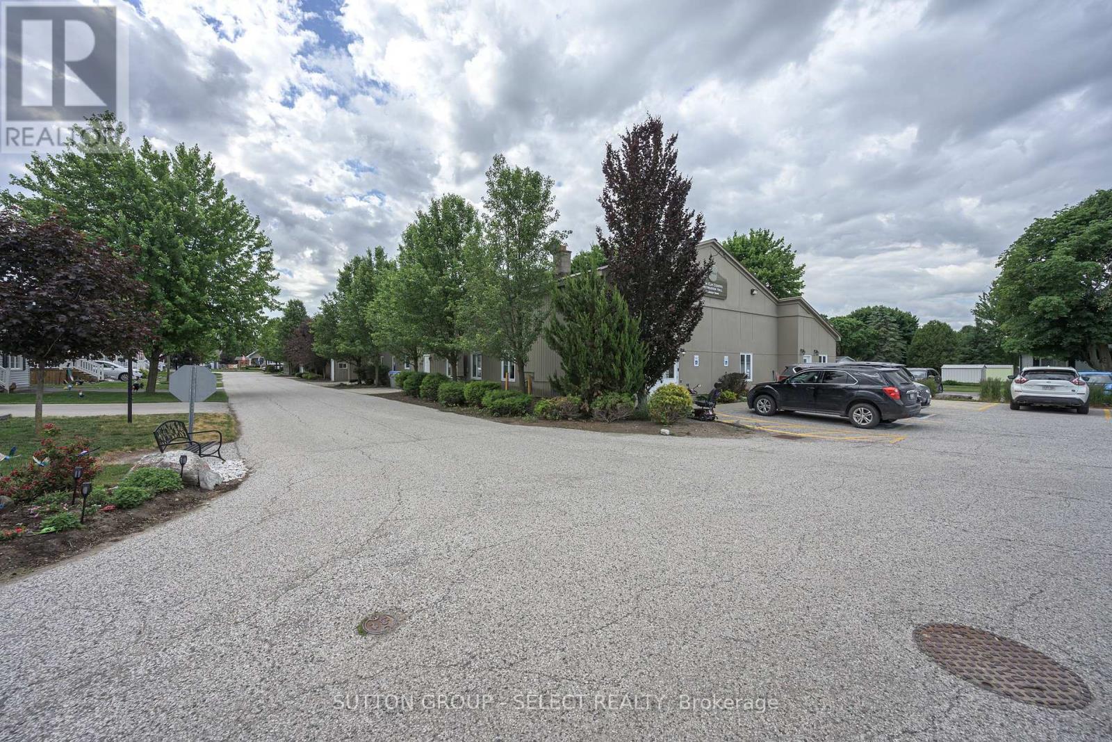 32 Miller Street, Strathroy-Caradoc, Ontario  N7G 3K8 - Photo 27 - X13464106