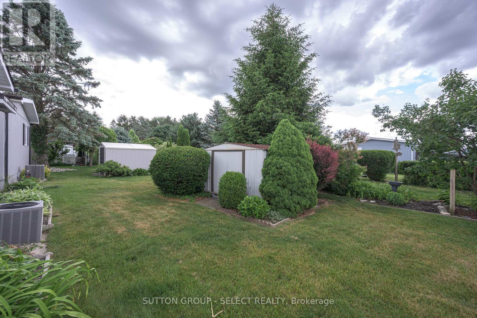 32 Miller Street, Strathroy-Caradoc, Ontario  N7G 3K8 - Photo 7 - X13464106