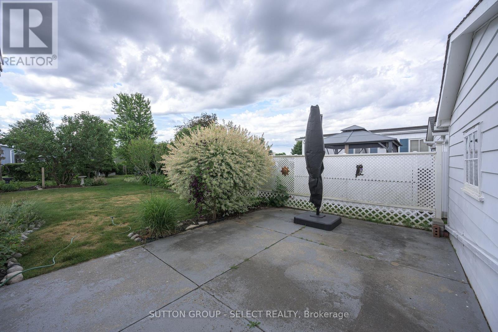 32 Miller Street, Strathroy-Caradoc, Ontario  N7G 3K8 - Photo 9 - X13464106