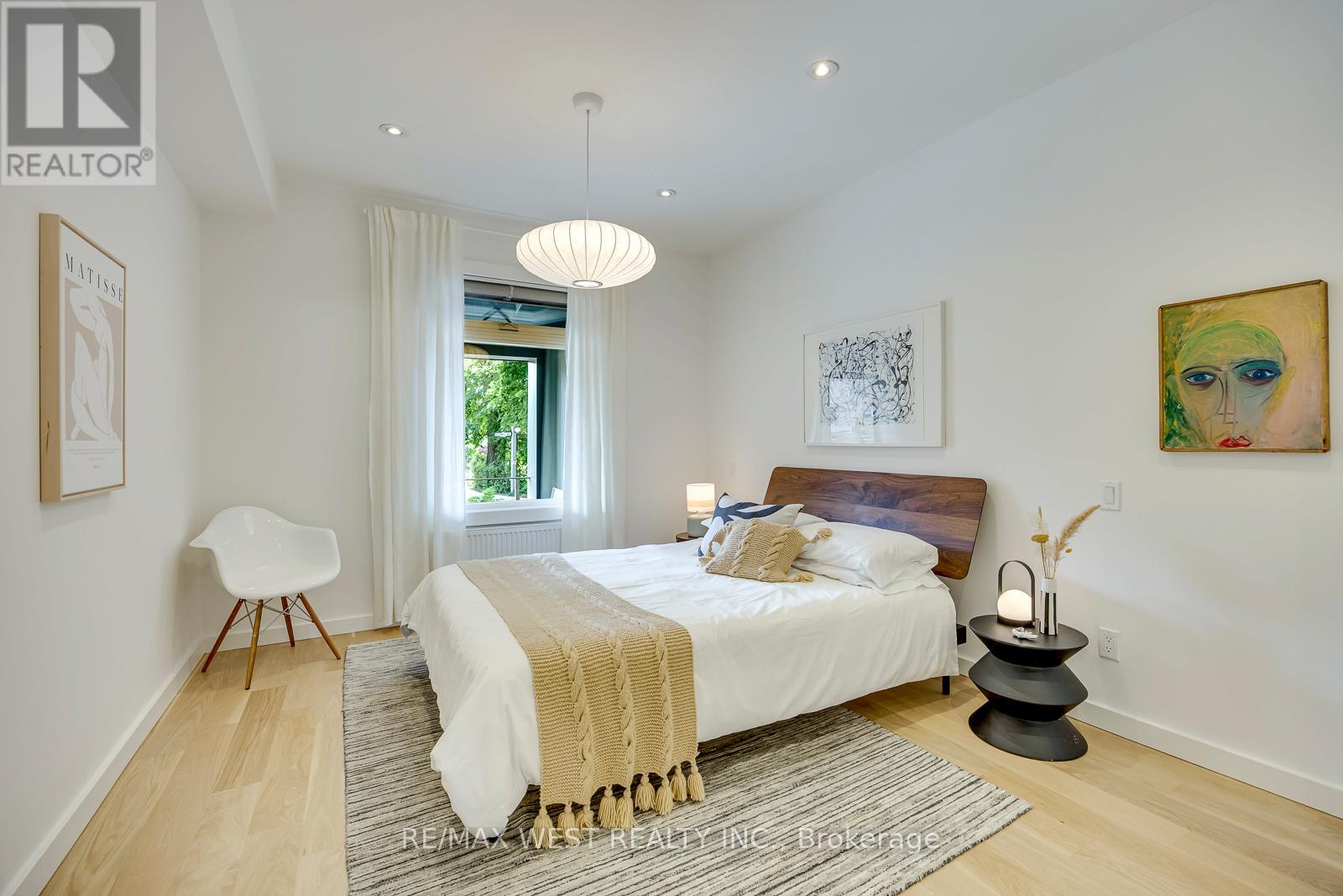 80 Rockwell Avenue, Toronto, Ontario  M6N 1N8 - Photo 12 - W13463762