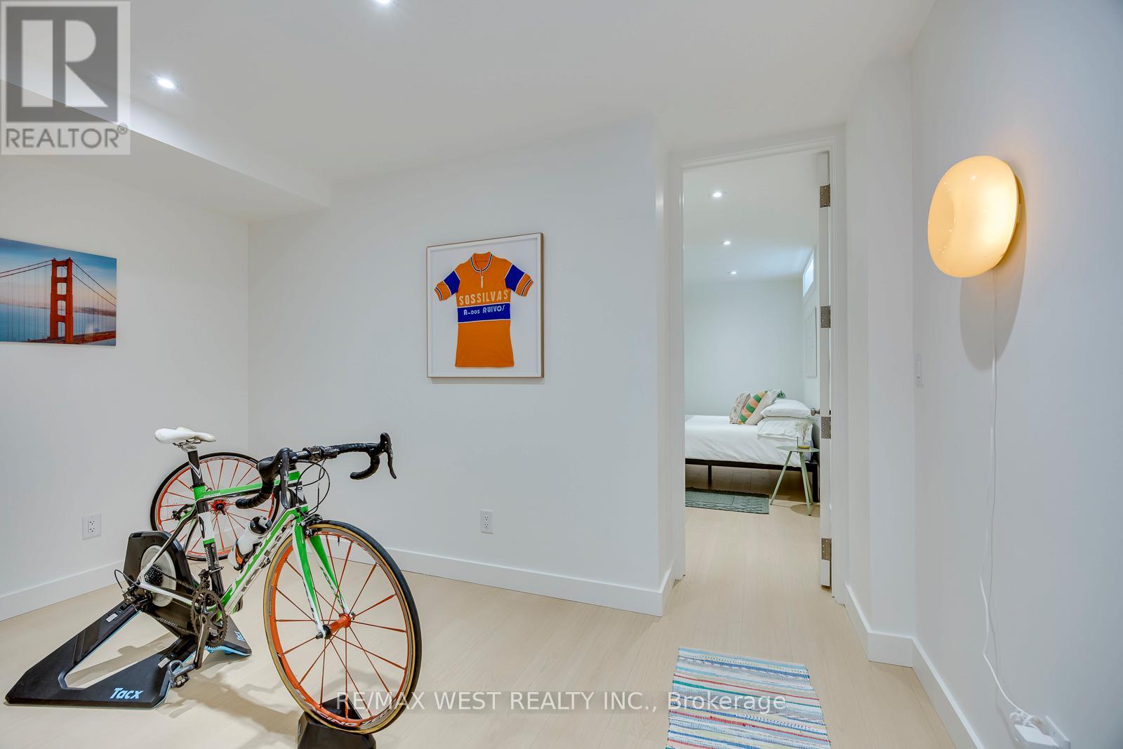 80 Rockwell Avenue, Toronto, Ontario  M6N 1N8 - Photo 23 - W13463762