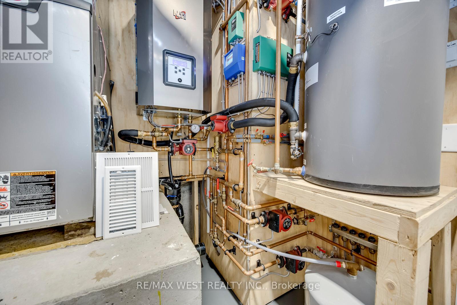 80 Rockwell Avenue, Toronto, Ontario  M6N 1N8 - Photo 27 - W13463762