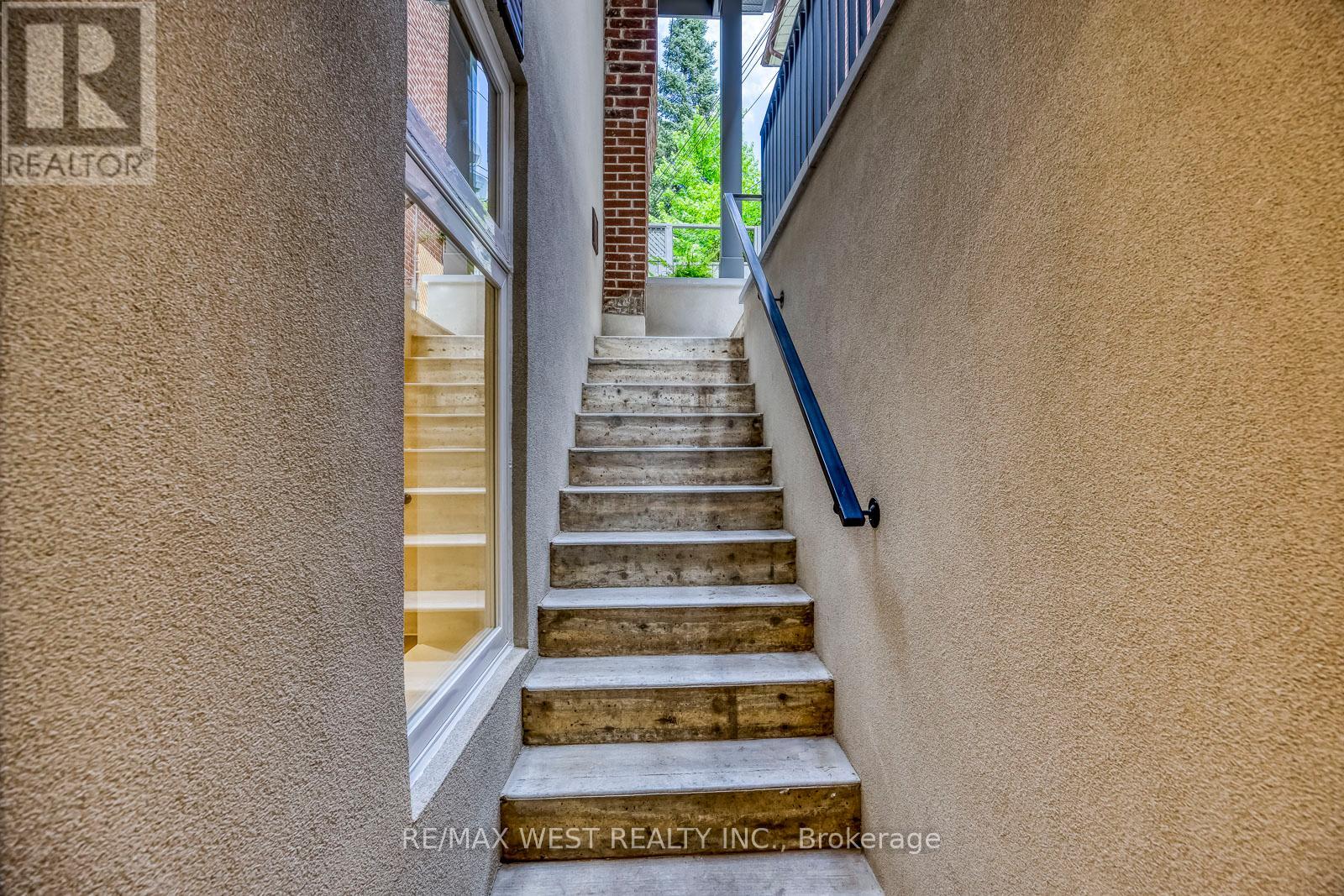 80 Rockwell Avenue, Toronto, Ontario  M6N 1N8 - Photo 29 - W13463762