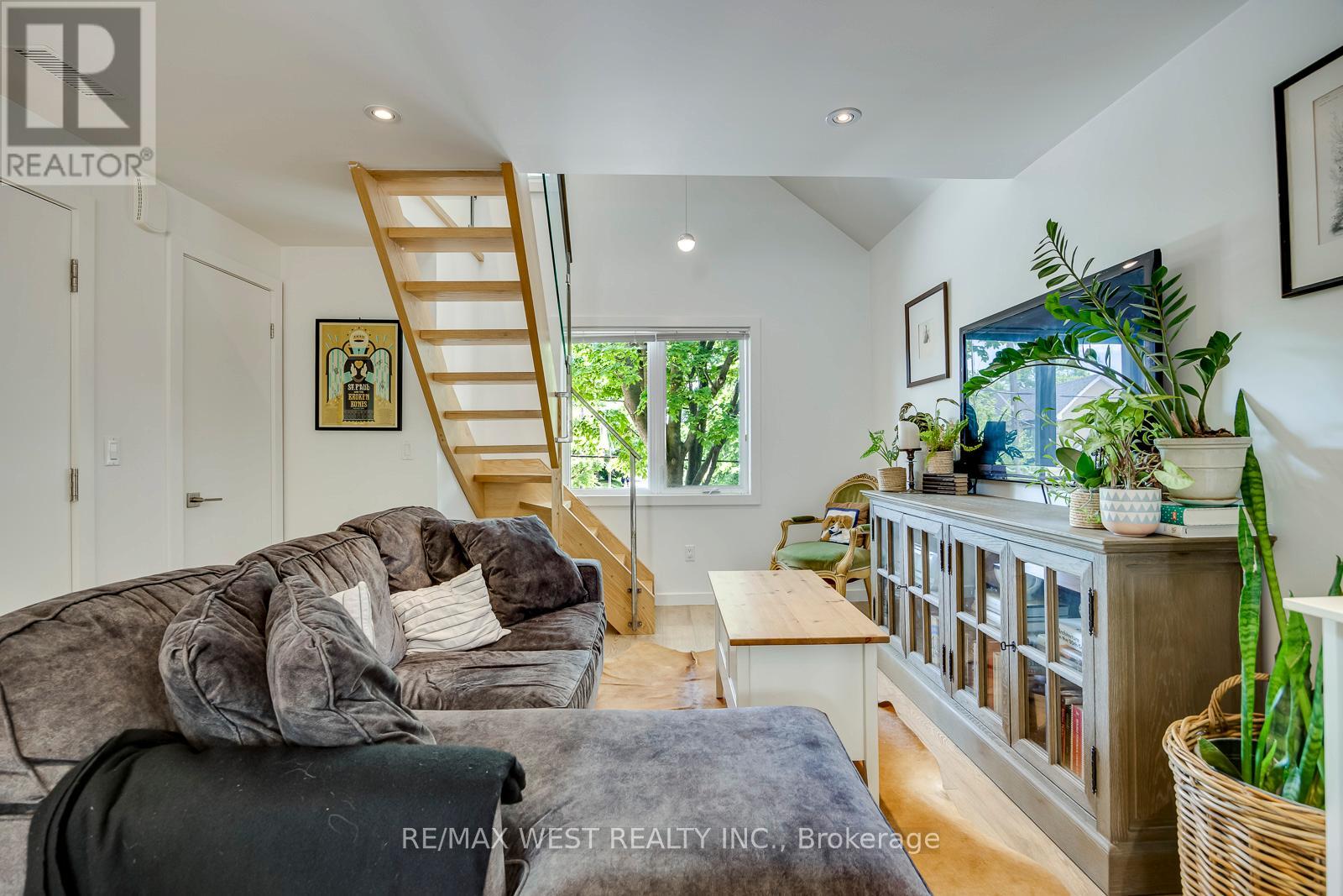 80 Rockwell Avenue, Toronto, Ontario  M6N 1N8 - Photo 40 - W13463762