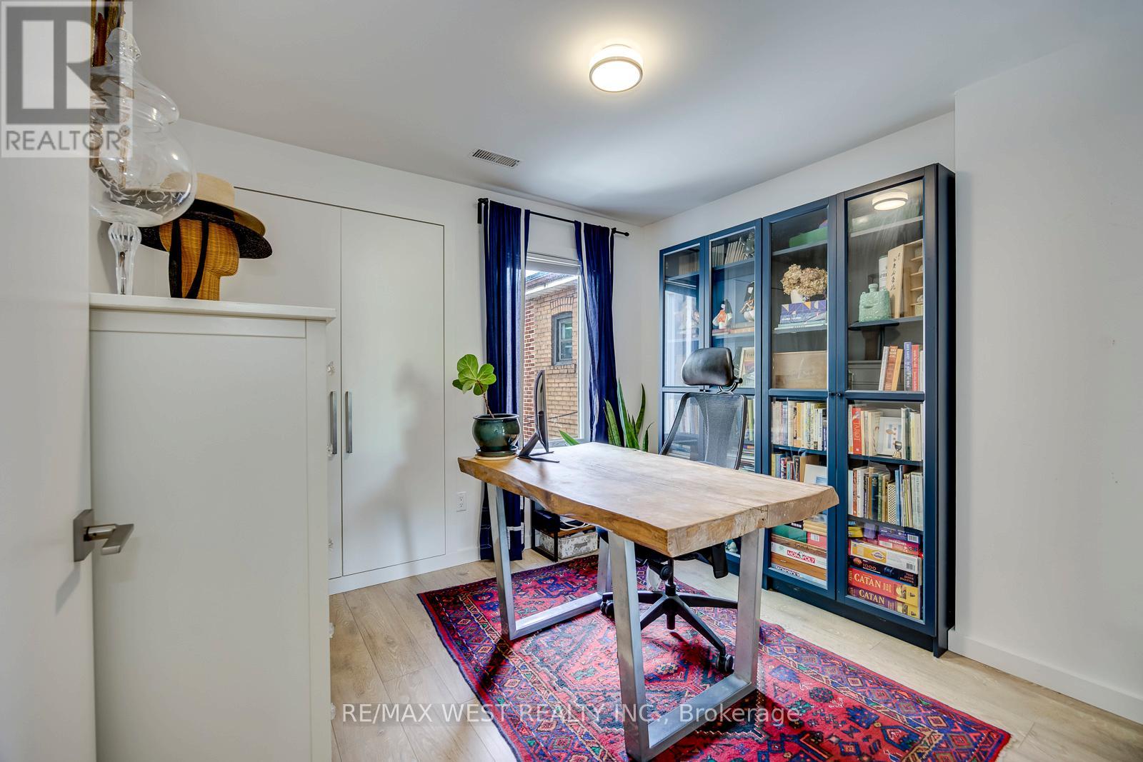 80 Rockwell Avenue, Toronto, Ontario  M6N 1N8 - Photo 45 - W13463762