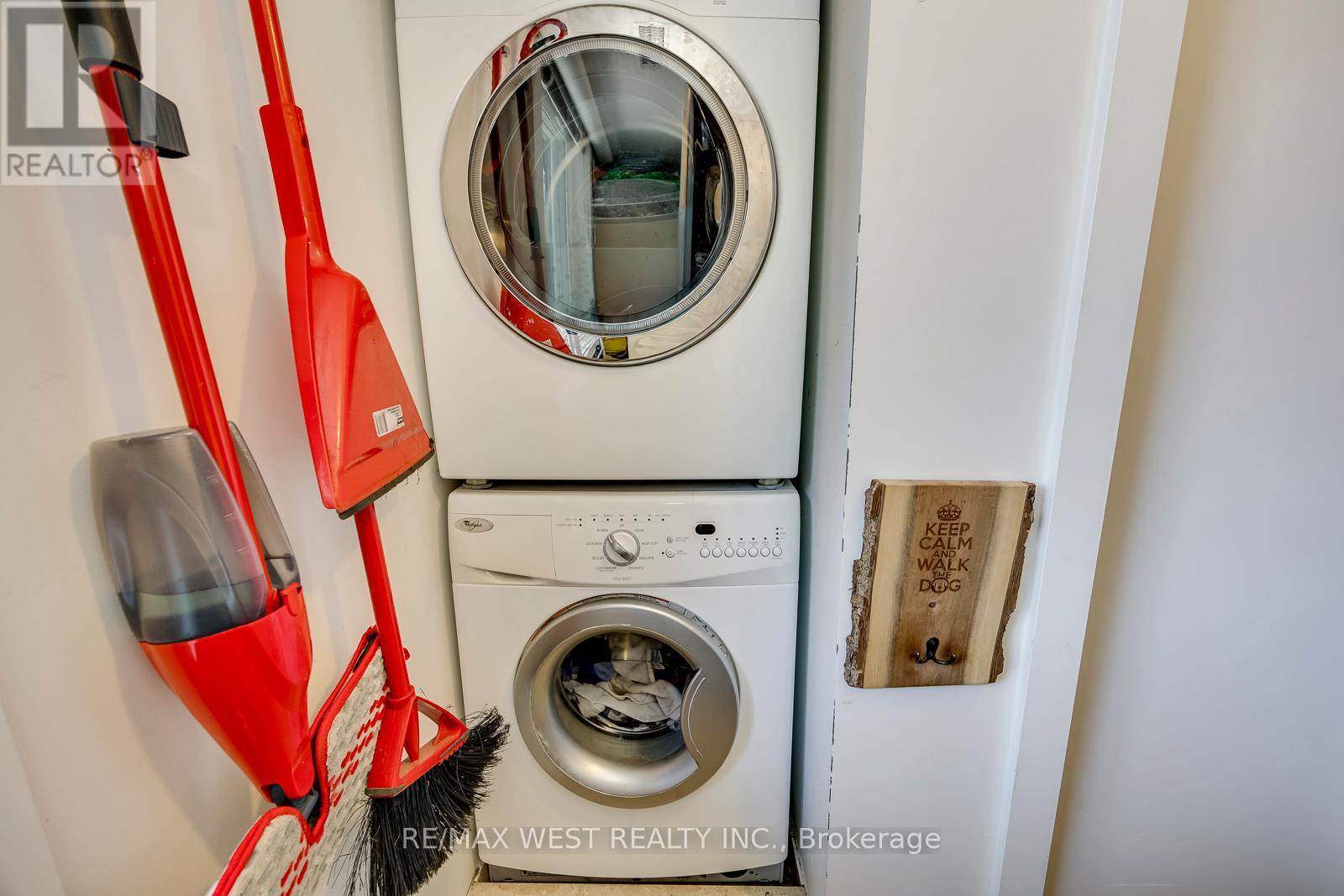 80 Rockwell Avenue, Toronto, Ontario  M6N 1N8 - Photo 47 - W13463762