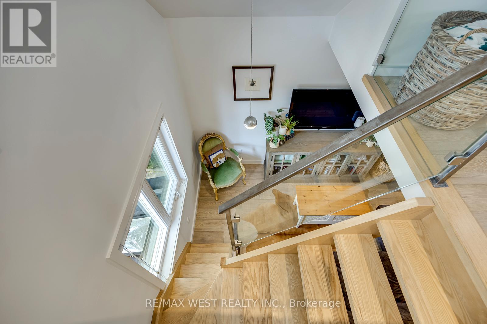 80 Rockwell Avenue, Toronto, Ontario  M6N 1N8 - Photo 48 - W13463762