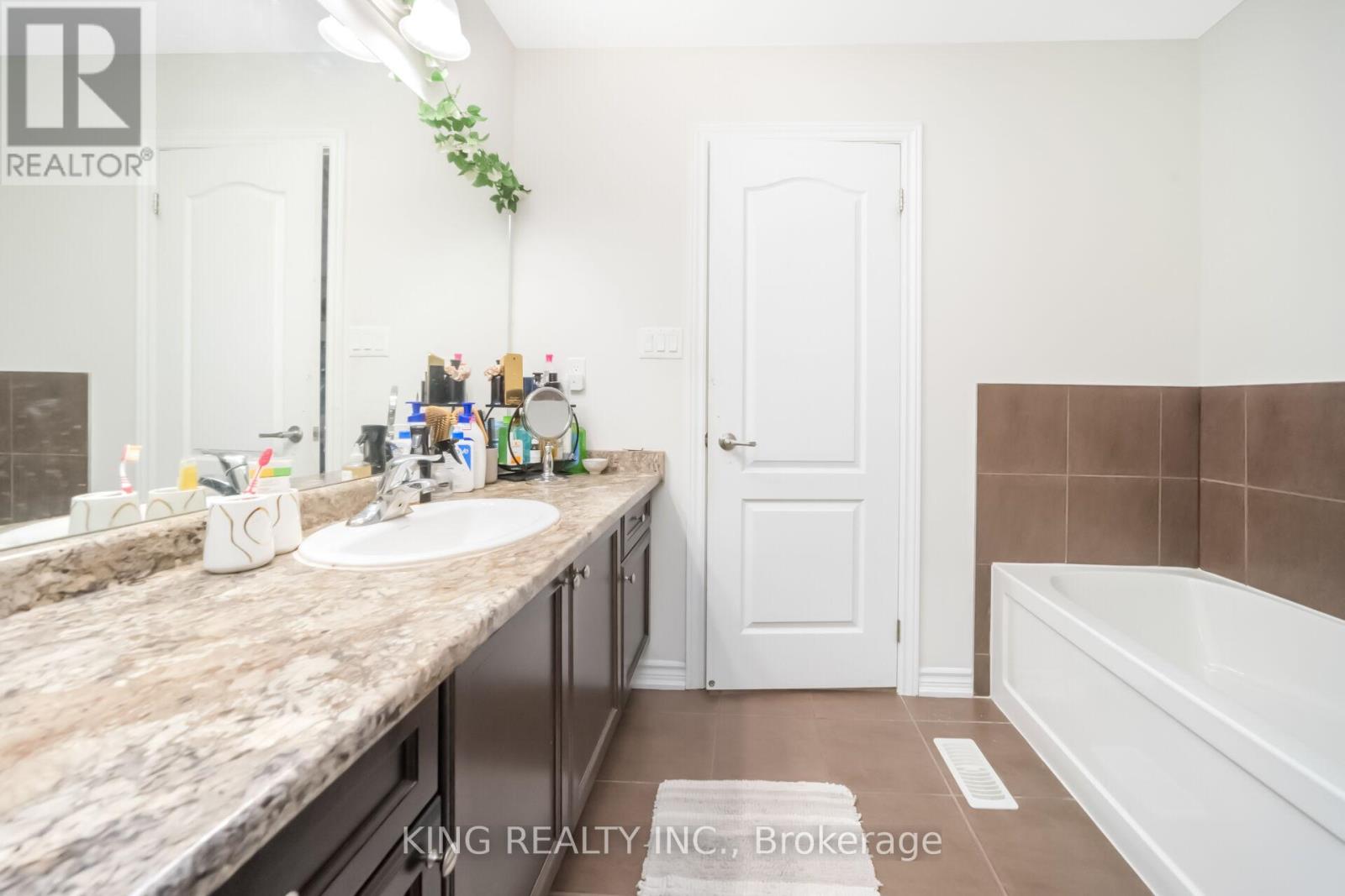 5 Loomis Road, Brampton, Ontario  L7A 4X9 - Photo 31 - W13463768