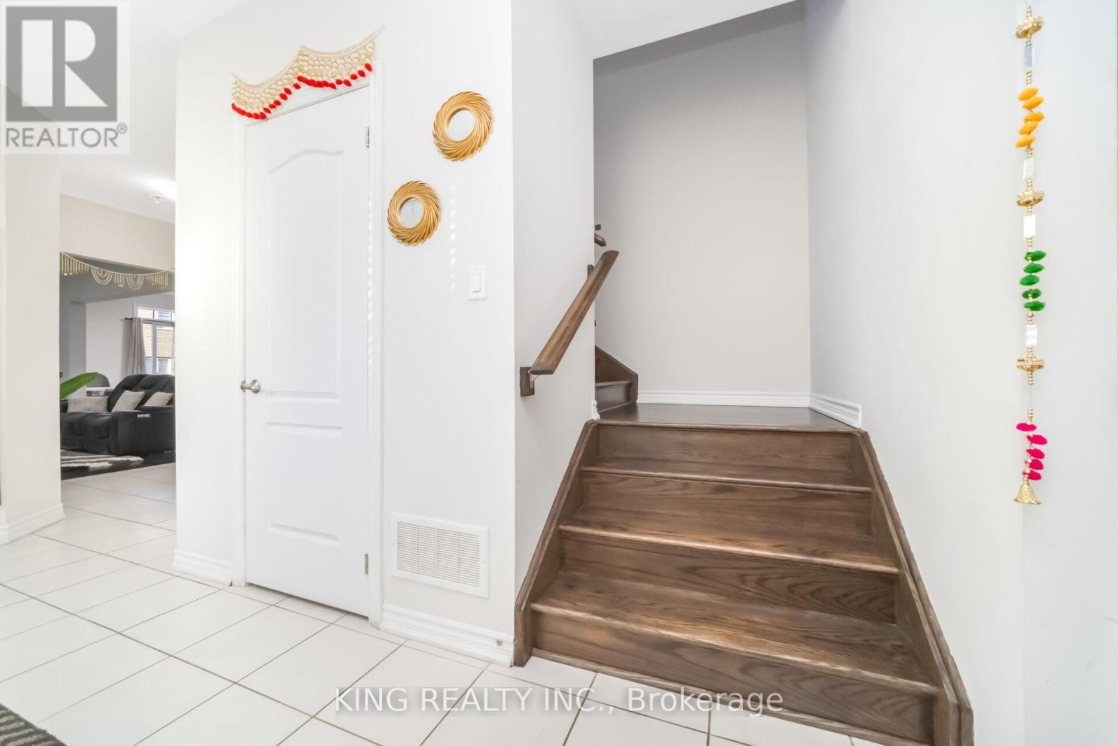 5 Loomis Road, Brampton, Ontario  L7A 4X9 - Photo 32 - W13463768