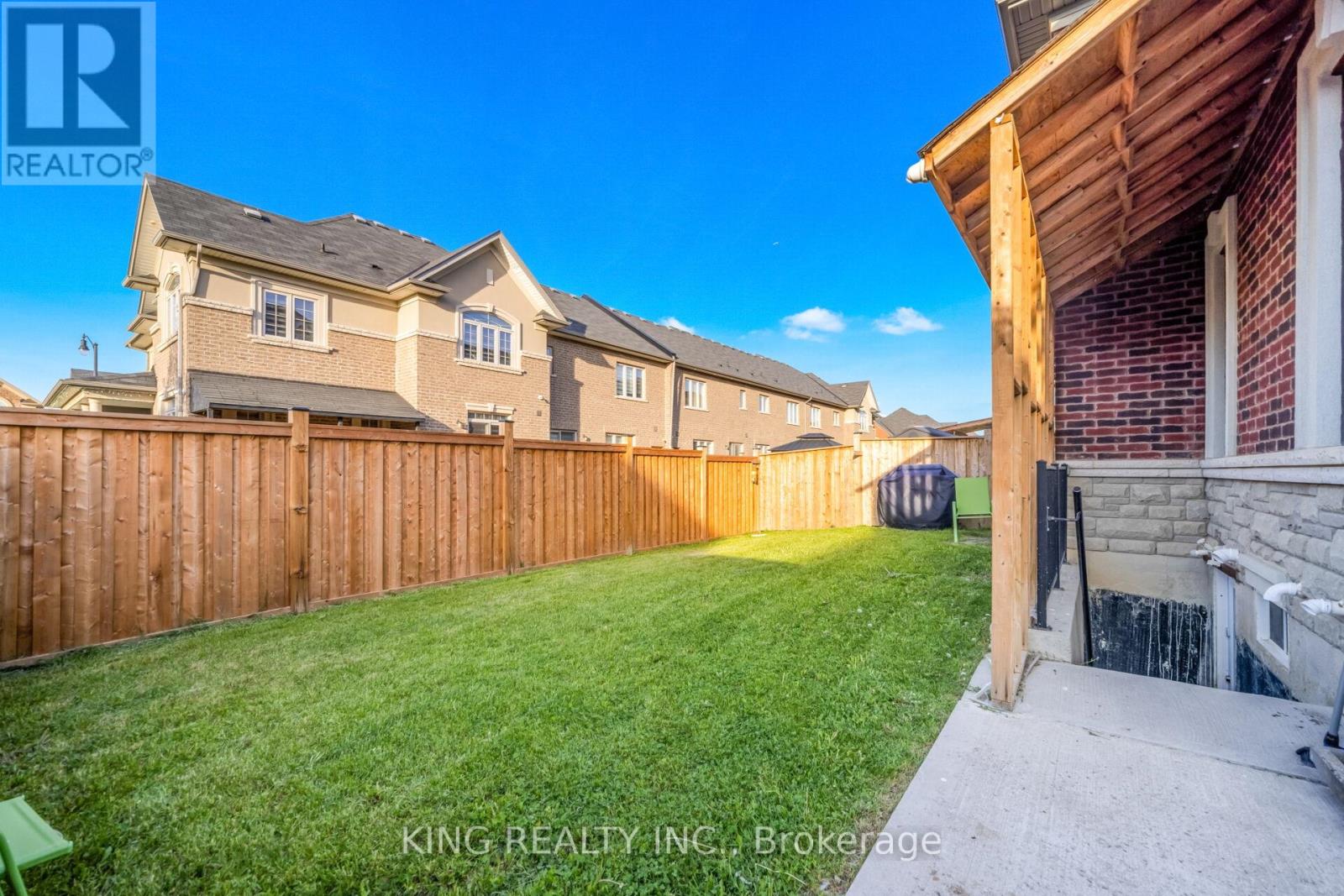 5 Loomis Road, Brampton, Ontario  L7A 4X9 - Photo 43 - W13463768